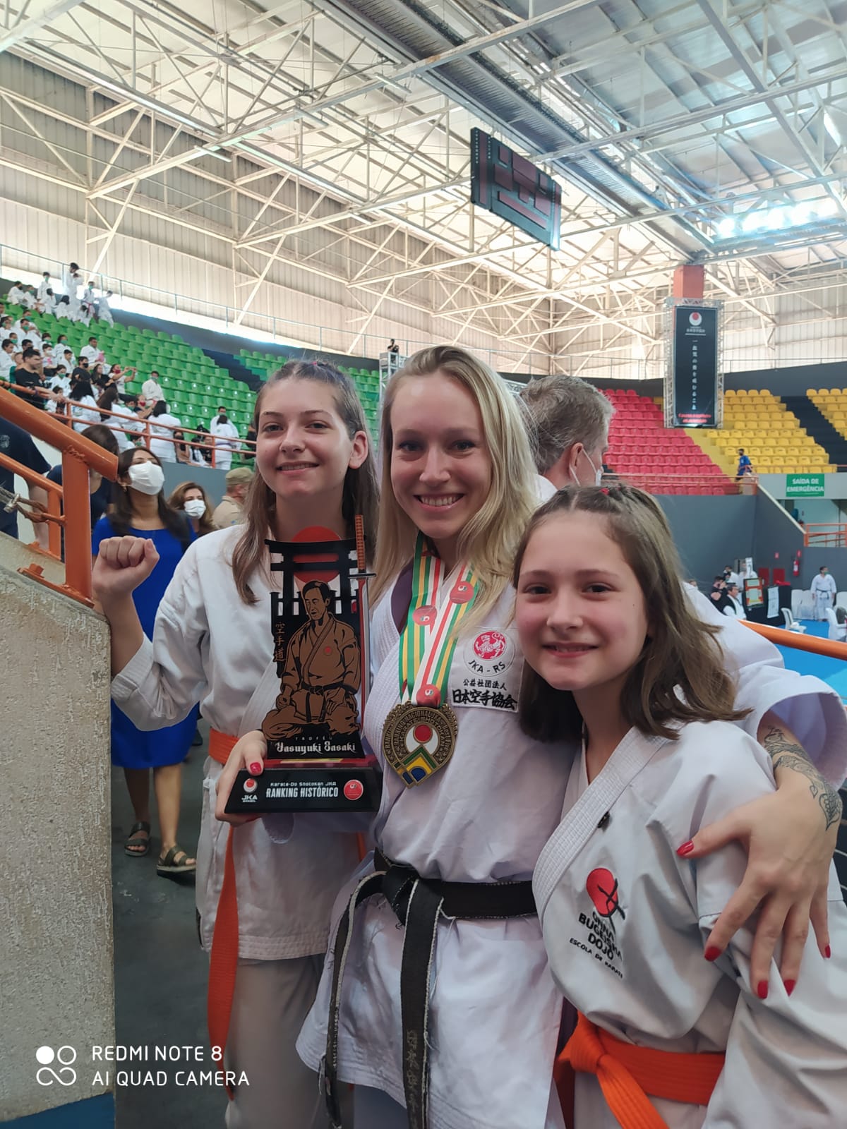 Ir para  <p><big>As atletas Viadutenses Ana Luisa e Ana Gabriela Baldissera participaram no &uacute;ltimo final de semana do XXI Campeonato Brasileiro de Karat&ecirc; JKA, representando a Sele&ccedil;&atilde;o Ga&uacute;cha...